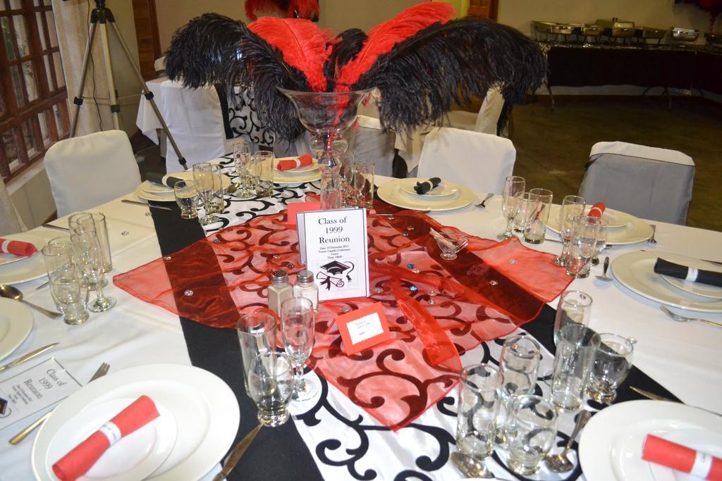 Castello Guesthouse Vryburg Bagian luar foto